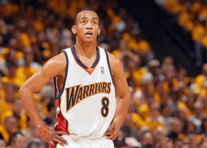 展现出了更 展现出了更