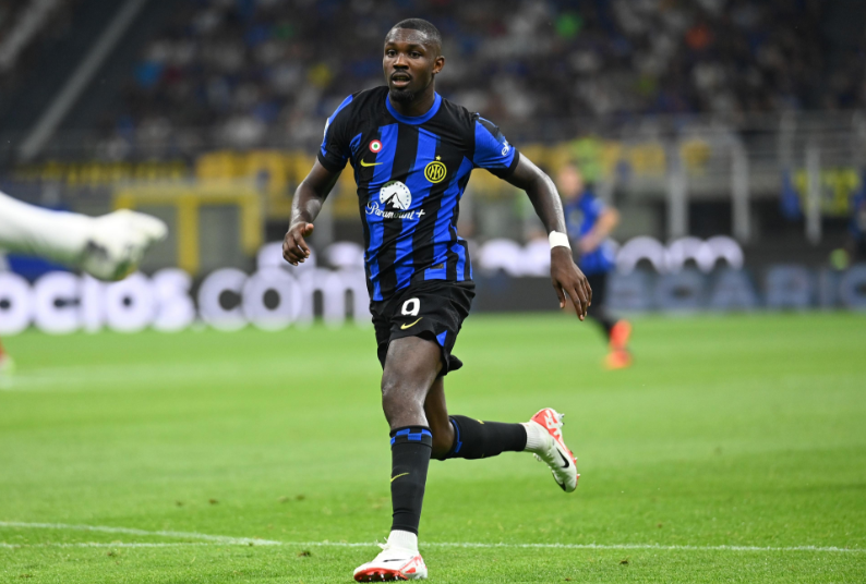 跑动和外线 跑动和外线